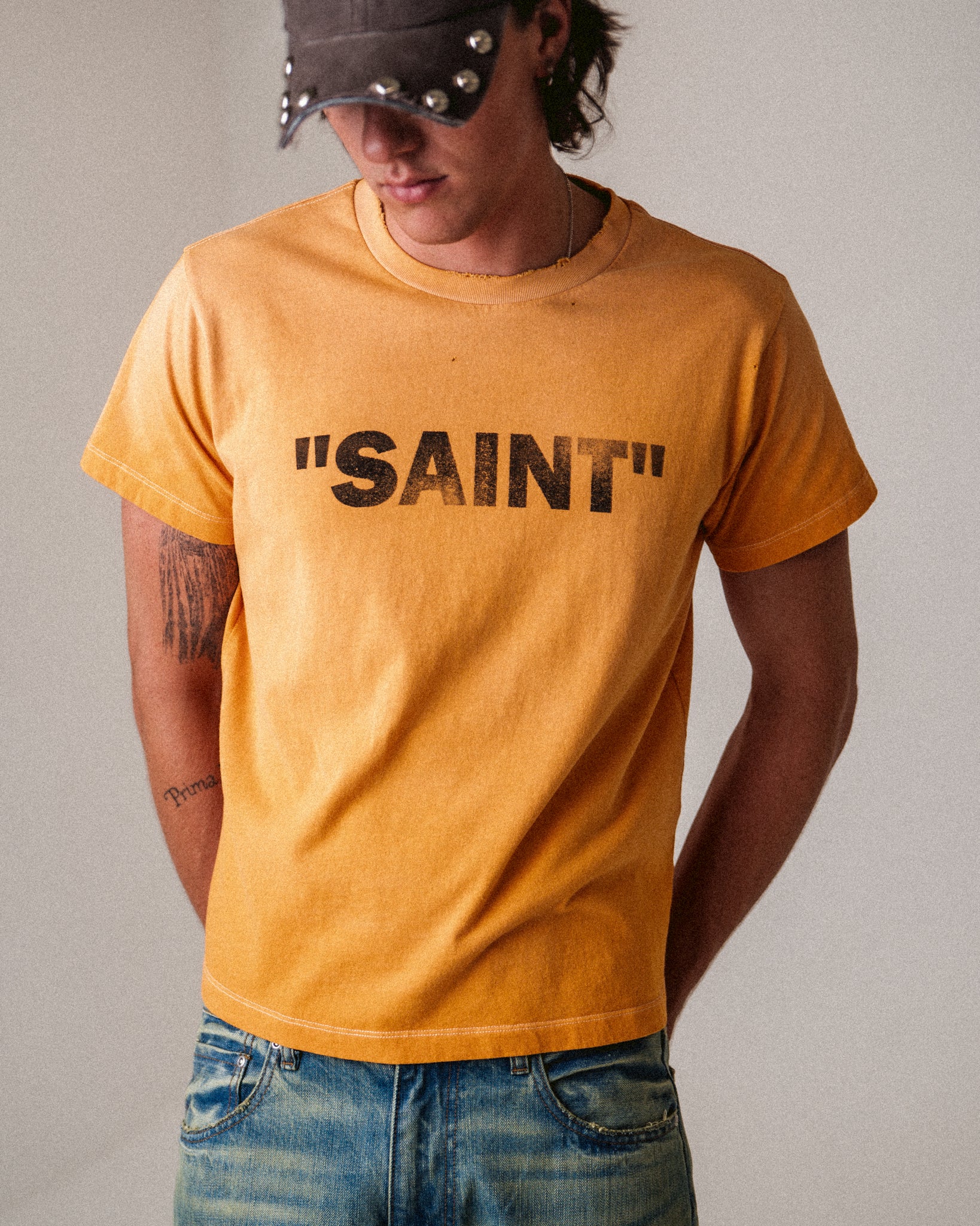 SAINT' lightweight distressed T