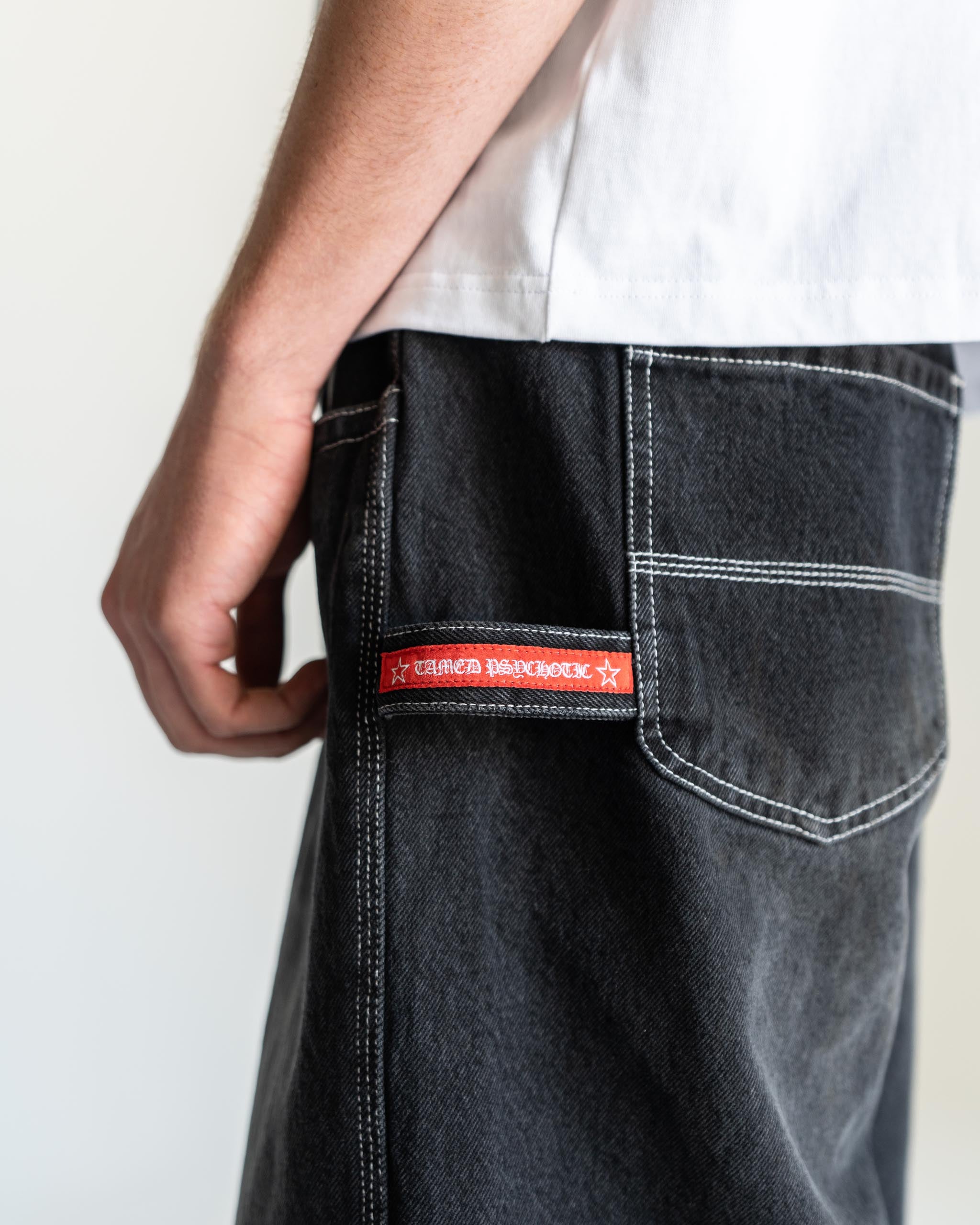 MAVERICK DENIM SHORTS BLACK