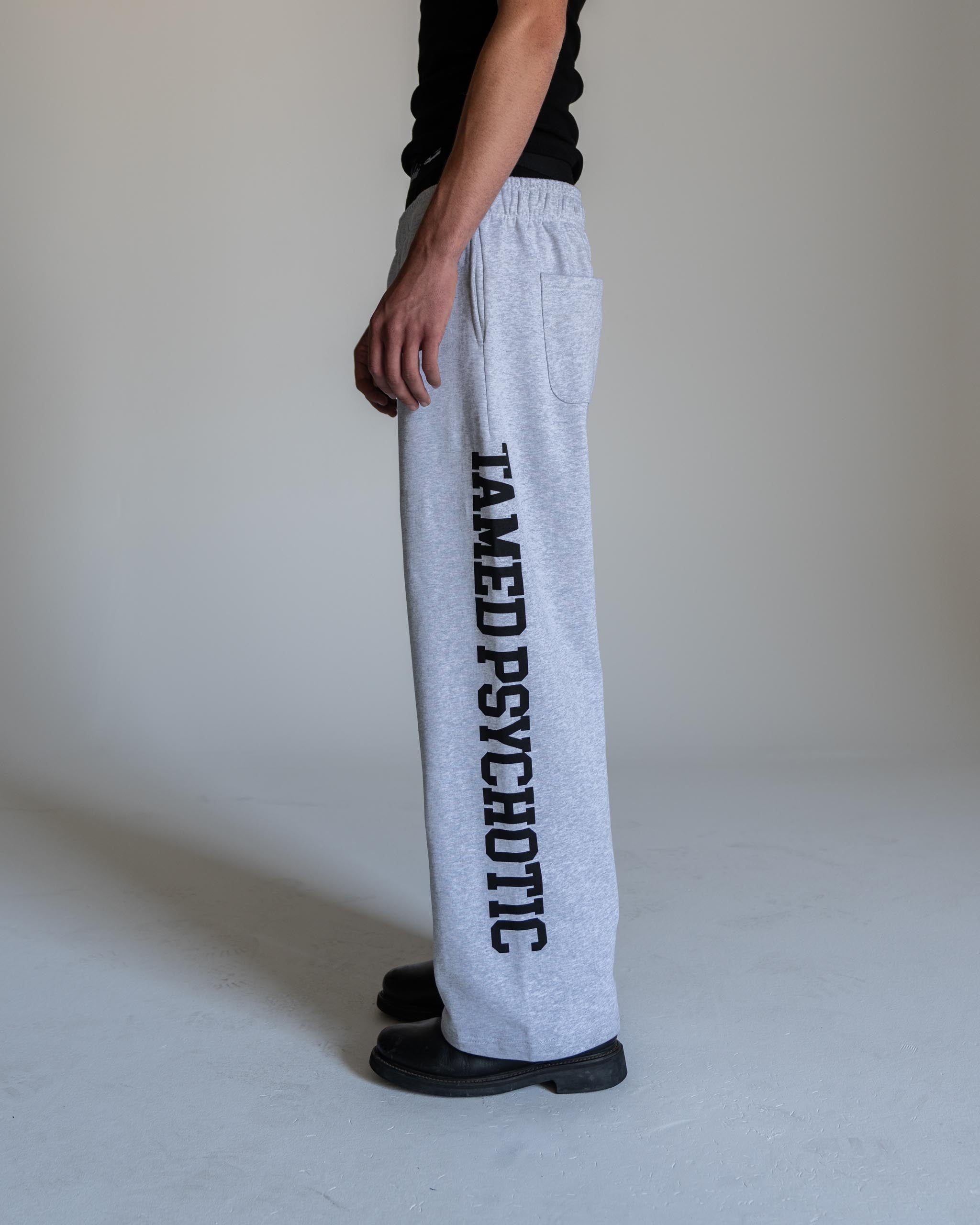 ACADEMY SWEATS GREY