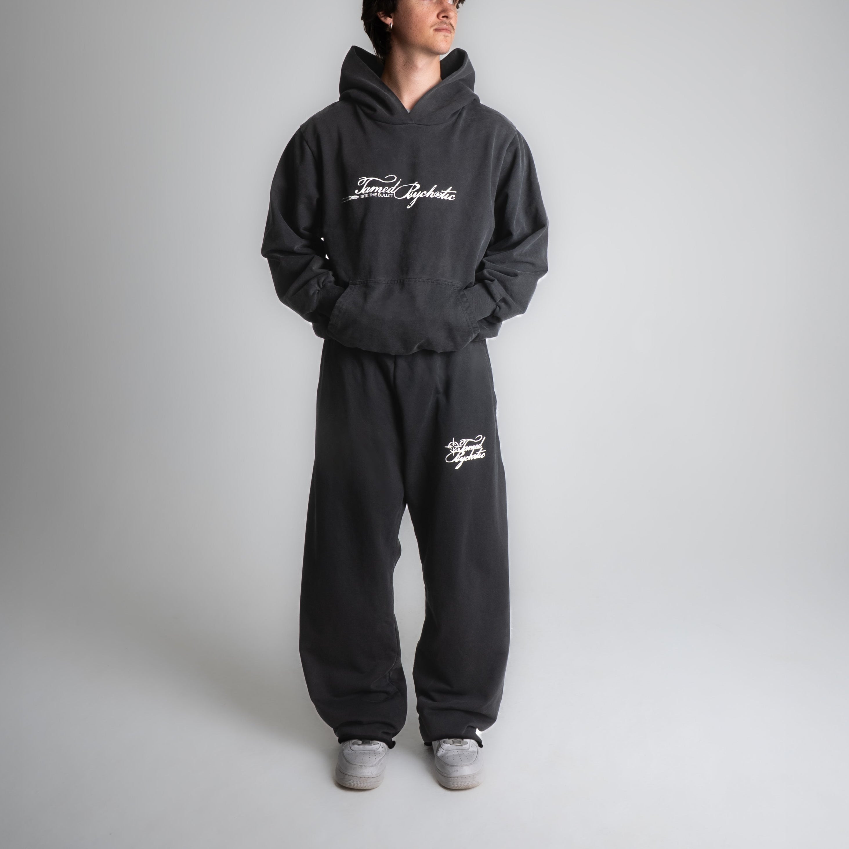 CORE HOODIE (BLACK)
