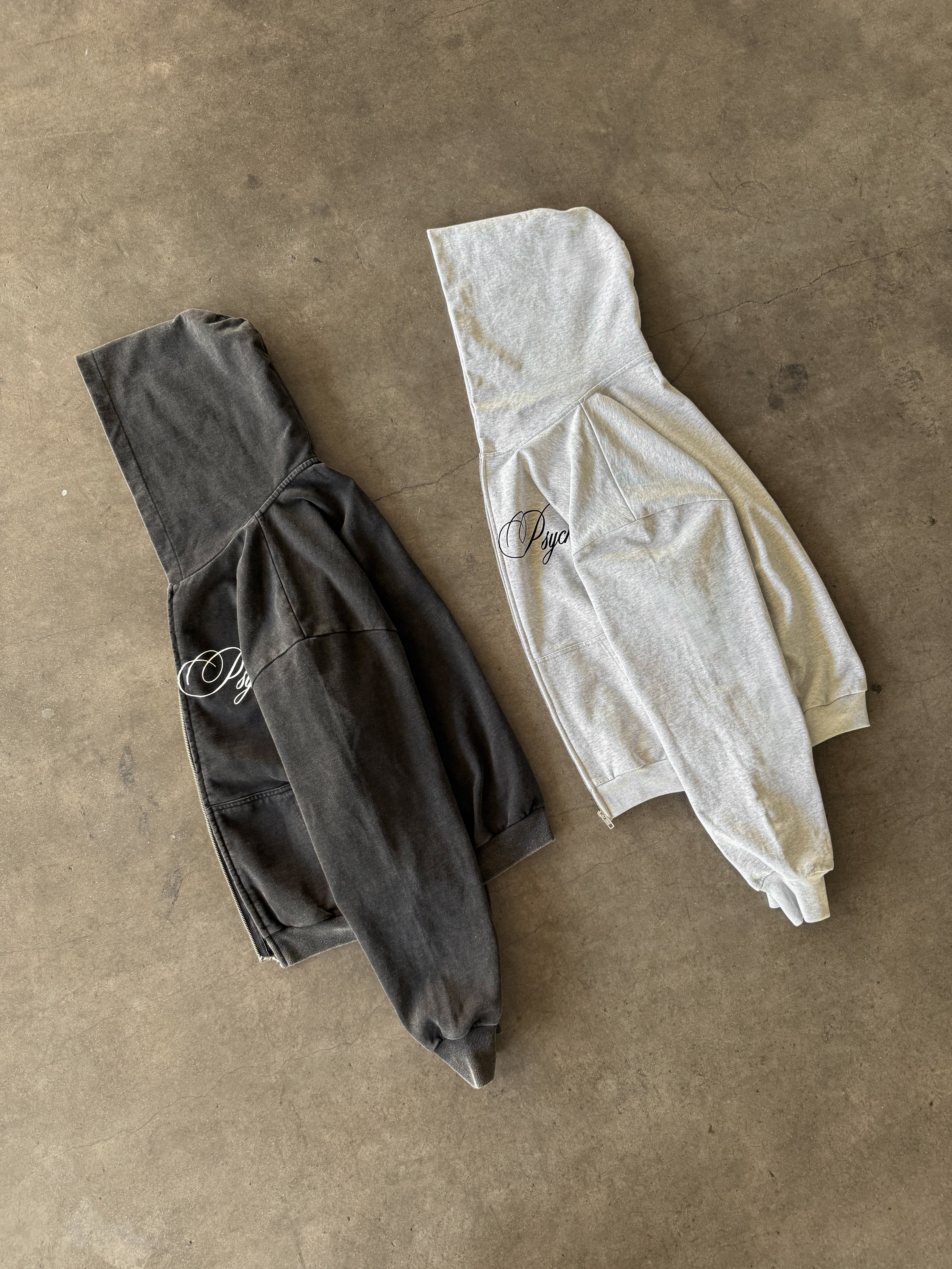 "CORE" zip hoodie(Black)